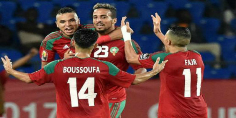 صورة نجم المنتخب الوطني بمدينة كلميم للإحتفال بزفاف شقيقته