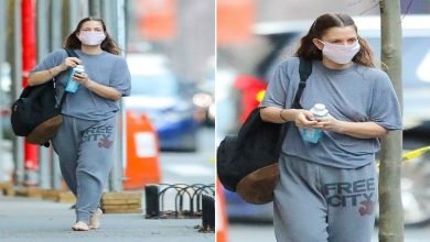 صورة ممثلة شهيرة تسير حافية القدمين وسط الشارع