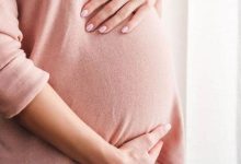 صورة مؤثرة مغربية تعلن فقدان جنينها في شهرها السادس -صورة