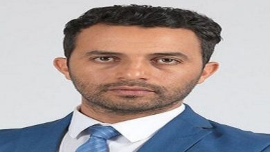 صورة هل ينوي عبد الإله رشيد ولوج عالم الغناء؟