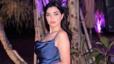 صورة فرح الفاسي تطفئ شمعتها الـ40 -صورة