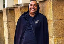 صورة الزوبير هلال يشوق جمهوره لـ”لوك” شخصيته الجديدة