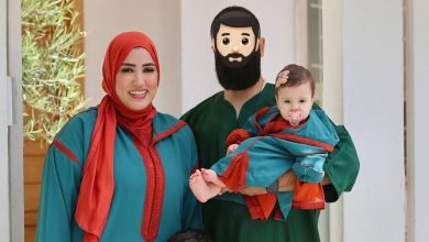 صورة سارة أبوجاد تكشف لأول مرة ملامح نجلتها