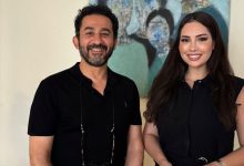 صورة إبتسام العروسي تعبر عن سعادتها بلقاء أحمد حلمي
