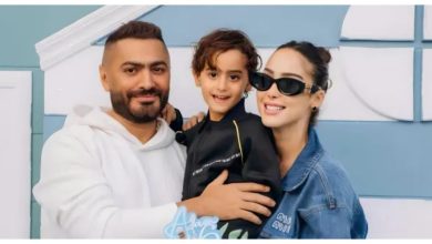 صورة تامر حسني يكشف تفاصيل أزمته الصحية ومرض نجله “آدم”