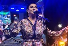 صورة لطيفة رأفت تشارك جمهورها أجواء حفلها بمدينة بنسليمان