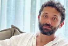 صورة بعد شائعة ارتباطه بدينا الشربيني.. كريم عبد العزيز يعبر عن حبه لزوجته