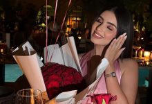 صورة رباب كويد تشارك لحظة رومانسية مع زوجها من الساحل الشمالي -صورة