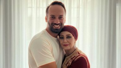 صورة بعد سنة على فراقها.. عثمان مولين يستحضر ذكرى رحيل والدته بكلمات مؤثرة
