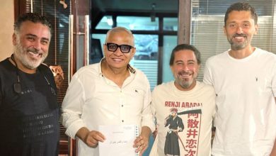 صورة “إحنا والقمر جيران”.. فيلم جديد يجمع كريم محمود عبد العزيز والسبكي
