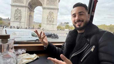 صورة بدر سلطان يصل إلى باريس استعدادا لحفل فني