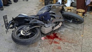 صورة ممثلة شهيرة تنجو بأعجوبة من حادث سير خطير
