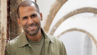 صورة جليل تيجاني يعود بجولة كوميدية بعرضه الجديد “Habitus”