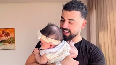 صورة نوفل بنموسى يعيش معاناة نفسية بسبب فراق ابنته -صور
