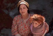 صورة سناء عكرود تثير النقاش من جديد حول ظاهرة تزويج القاصرات بمشهد مؤثر من فيلمها “الوصايا”