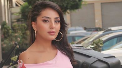 صورة سارة بوعابد تروج لأول تجربة سينمائية لها في “عائلة فوق الشبهات”