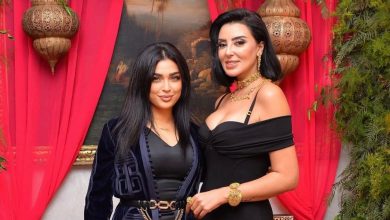 صورة فرح الفاسي تغدق فاتي جمالي بعبارات الحب في عيد ميلادها -صورة