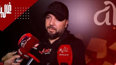 صورة الدوزي يكشف لـ”غالية” إمكانية إصدار أغنية خاصة بالمنتخب المغربي -فيديو