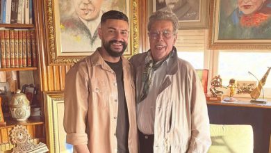 صورة لقاء فني وإنساني يجمع عصام سرحان بعبد الوهاب الدكالي