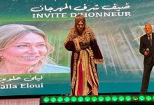 صورة ليلى علوي تتألق في مهرجان الرباط الدولي بـ “تكشيطة” مغربية