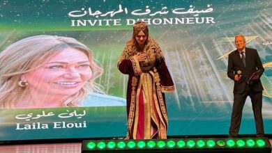 صورة ليلى علوي تتألق في مهرجان الرباط الدولي بـ “تكشيطة” مغربية