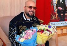 صورة عبد الحفيظ الدوزي يشكر سكان العيون ويعدهم بسهرة فنية كبرى