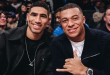 صورة بكلمات صادقة.. مبابي يحتفل بإنجاز حكيمي كأفضل لاعب إفريقي -صورة