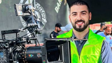 صورة نوفل بنموسى يحتفل بحصوله على شهادة في التمثيل المسرحي والسينمائي