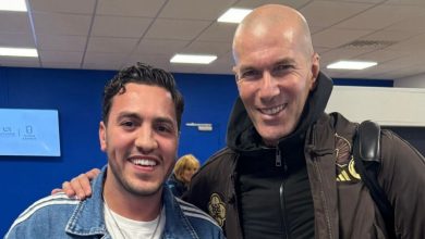 صورة من باريس.. أمين الراضي يوثق لقاء استثنائيا مع الأسطورة زين الدين زيدان