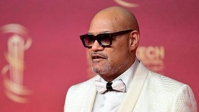 صورة النجم الأمريكي لورانس فيشبورن يفاجئ جمهوره: “أحضر الأكل المغربي بنفسي”