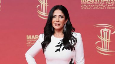 صورة منى زكي تثني على التفاعل الكبير للجمهور المغربي بعد عرض “الست”