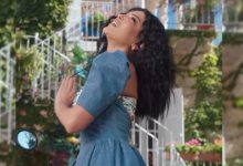 صورة دينا حايك تشوق جمهورها لكليب “برواز كبير” للمخرجة بتول عرفة