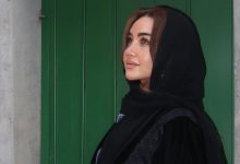 صورة هنا الزاهد تؤدي مناسك العمرة