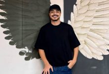 صورة إيهاب أمير يحتفي بأمهات العالم في أحدث أعماله -فيديو