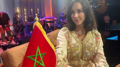 صورة بسمة بوسيل تعبر عن حبها واعتزازها بالمغرب -صورة