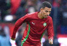 صورة عز الدين أوناحي يعبر عن حزنه بعد ضياع اللقب القاري -صورة