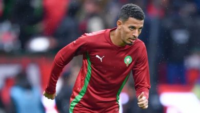 صورة عز الدين أوناحي يعبر عن حزنه بعد ضياع اللقب القاري -صورة