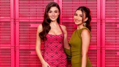 صورة رباب كويد تخطف الأنظار بصورة مفاجئة مع التركية هاندا إرتشيل