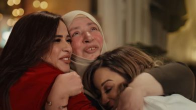 صورة بعد سنوات من الغياب.. عبلة كامل تنور الشاشة من جديد -فيديو