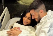 صورة كوثر تيسية تُرزق بمولودها الأول وتختار له اسم “سلمان”