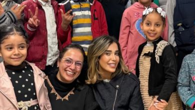 صورة كريمة غيث تزور دار الأيتام في رمضان وتشارك لحظات إنسانية مؤثرة