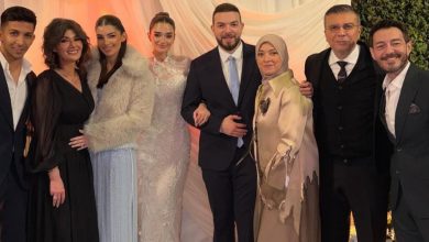 صورة بكلمات مؤثرة.. أحمد زاهر يبارك خطوبة ابنته ملك