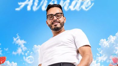 صورة رشيد رفيق يطلق الجولة الثانية من عرضه الكوميدي “Mode Avionde”