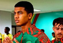 صورة لاعب المنتخب المغربي عبد الحميد أيت بودلال يرزق بمولوده الأول -صورة