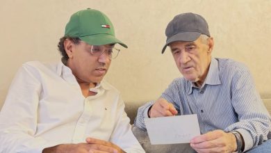 صورة بعد خضوعه لعملية جراحية.. مراد العشابي يطمئن جمهور “بزيز” على حالته الصحية
